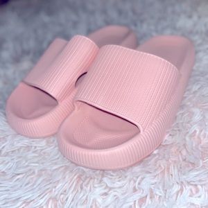 Pink Comfy Gummy Slides